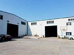 公司內場